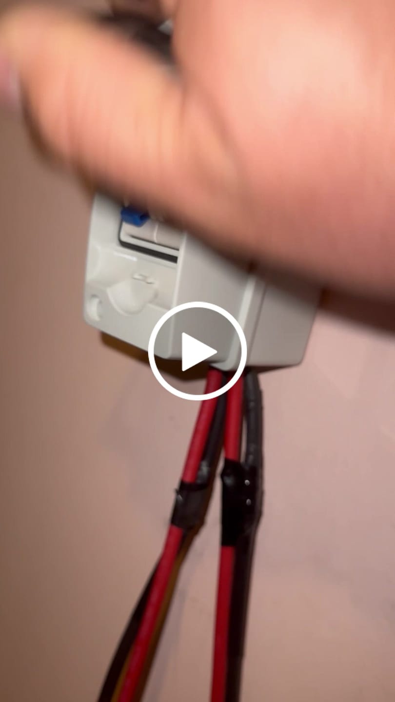 Customer video review of ALLPOWERS R2500 Power Station Portatile 2500W 2016Wh
