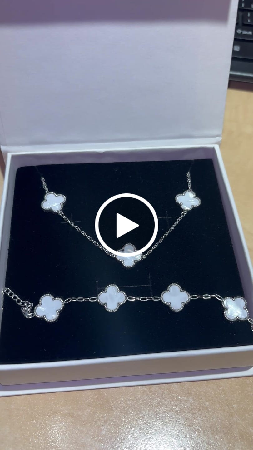 Customer video review of Set Bratara + Colier Argintiu Flower