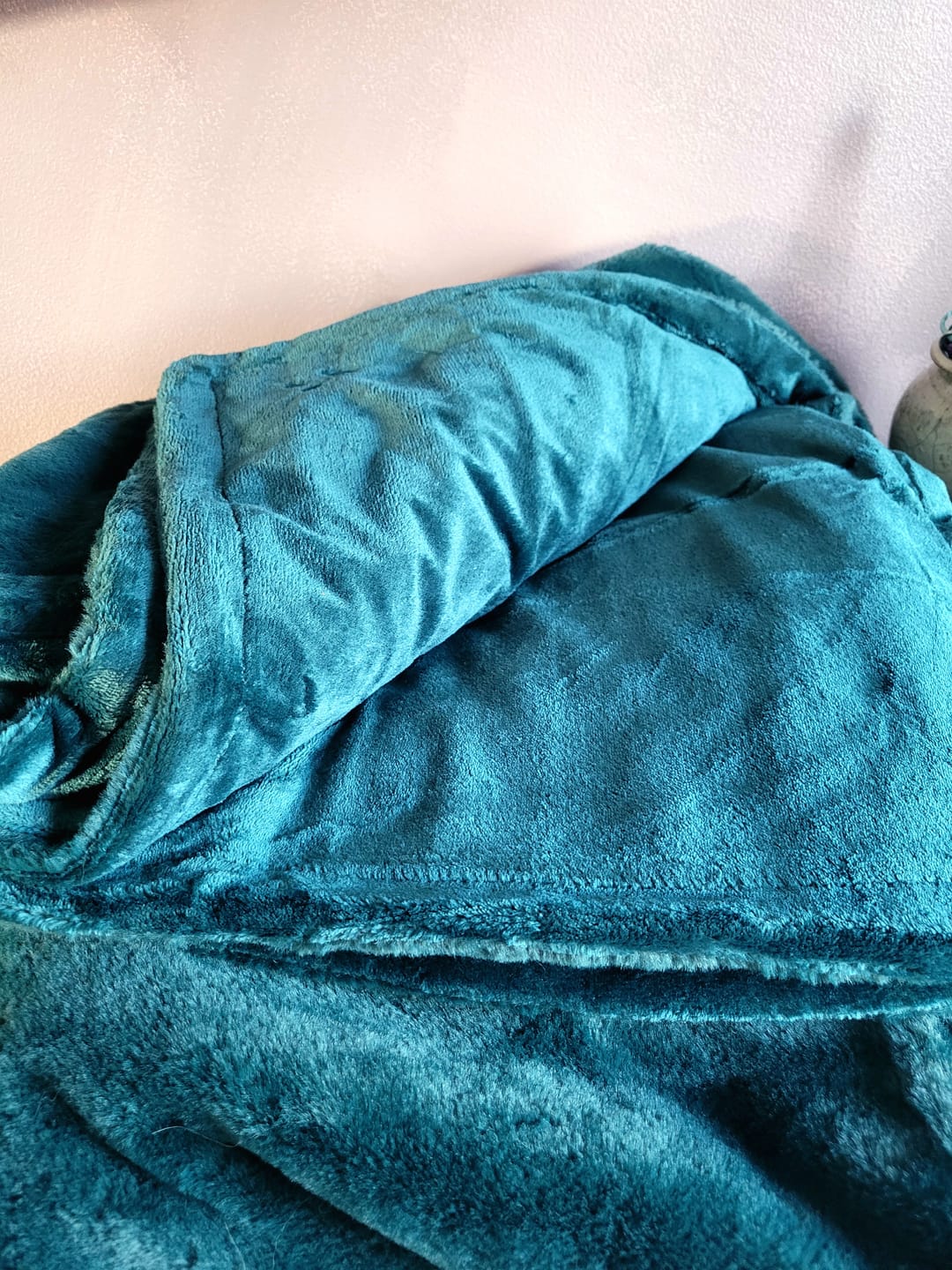 Customer photo review of Furlush Waterproof Splash Blanket™ - Emerald Green