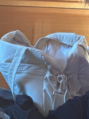 Customer photo review of Puffy Water-Resistant Gym & Travel Duffle Bag