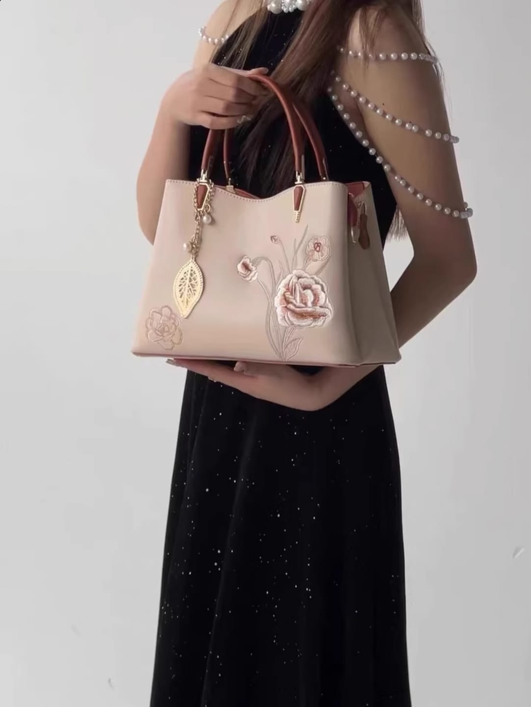 Customer photo review of Tang Red 28 Embroidered Peony Tote IV