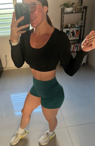 Customer photo review of Emerald Pocket Scrunch Butt Shorts