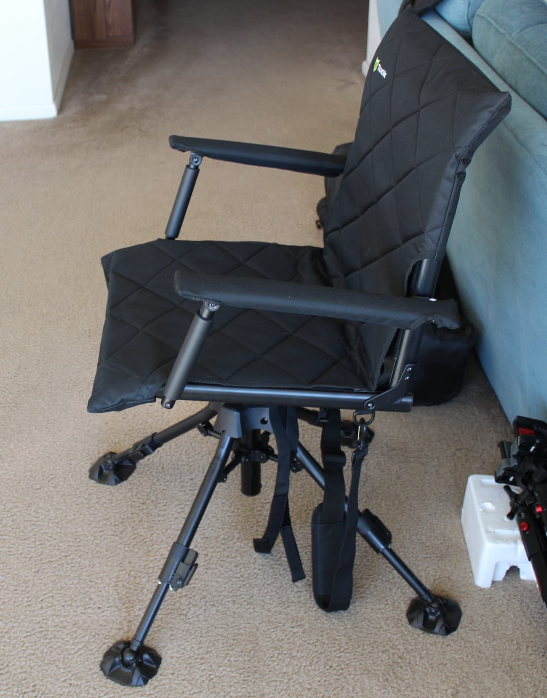 Customer photo review of TideWe Hunting Chair Adjustable Height 360°  Swivel Blind Chair With Armrests