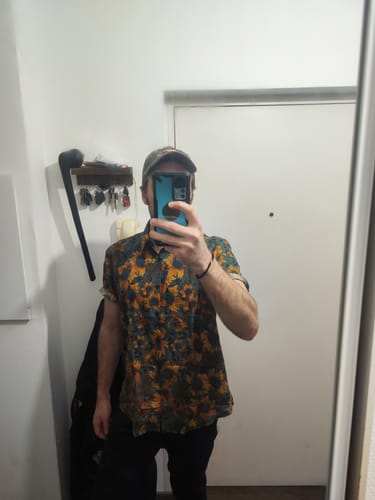 Customer photo review of Chemise d'été à manches courtes en coton respirant rétro tournesol pour hommes