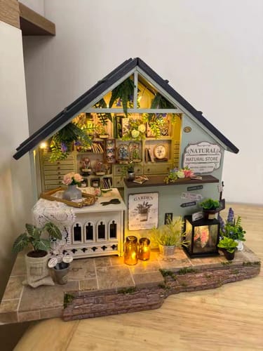 Customer photo review of Plants Studio DIY Miniature Dollhouse Kit