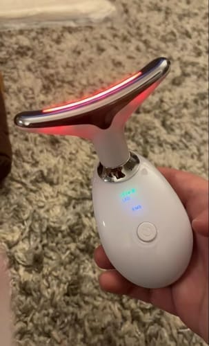 Customer photo review of Face Massager - Anti-Aging, Skin Tightening & Wrinkle Reduction Device with 7 Colours & 3 Modes
