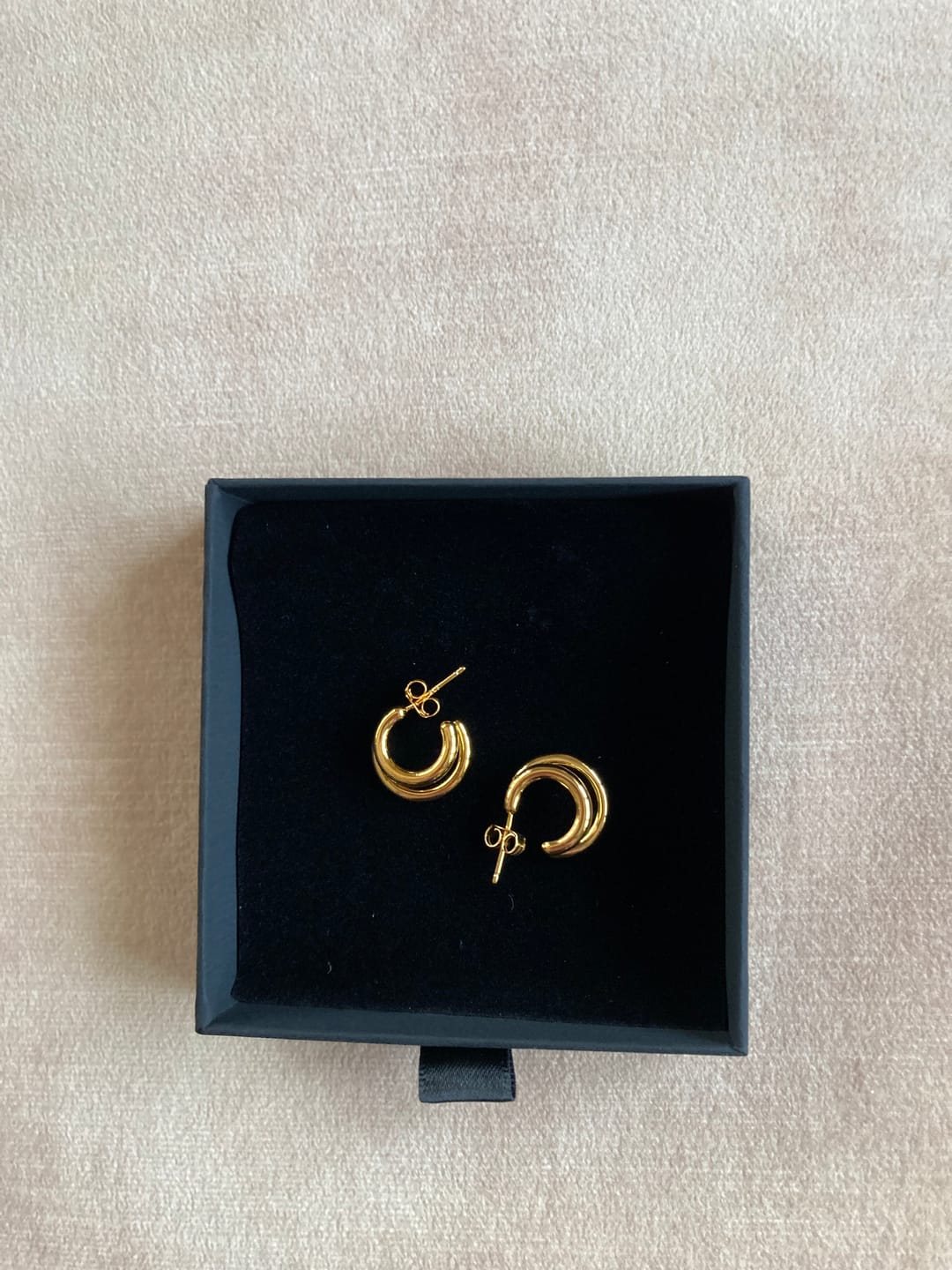 Customer photo review of Classic Layered Hoops in Gold