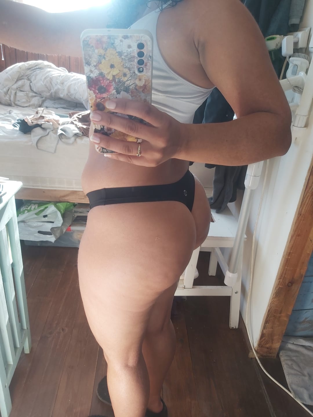 Customer photo review of חוטיני ללא תפרים - ספיגה בינונית