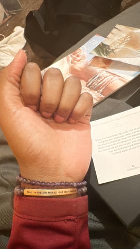 Customer photo review of TRUST IN THE LORD WITH ALL YOUR HEART PROV 3:5