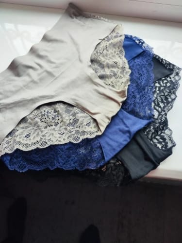Customer photo review of 3 Pack Exquisite Lace Underpants