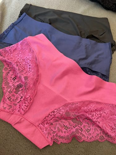 Customer photo review of 3 Pack Exquisite Lace Underpants
