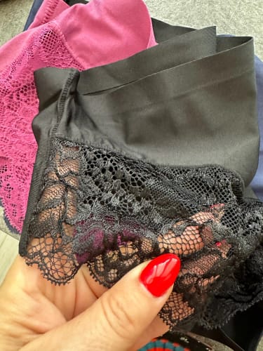 Customer photo review of 3 Pack Exquisite Lace Underpants