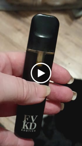 Customer video review of FVKD LIQUID DIAMONDS DISPOSABLE | 3.5G