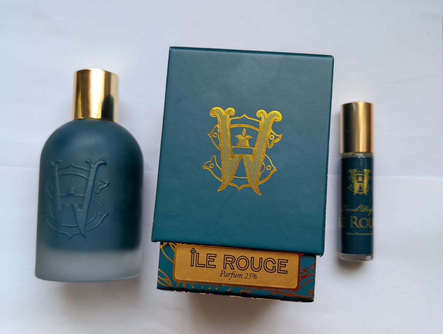 Customer photo review of Ile Rouge