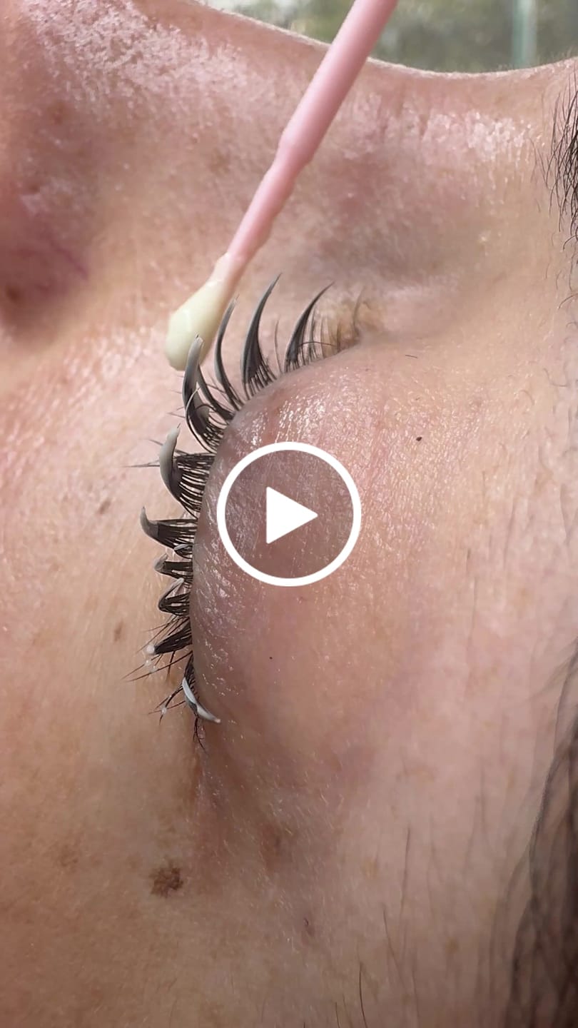 Customer video review of Vitamin Lash Serum | My Lamination