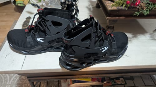 Customer photo review of Ares Black