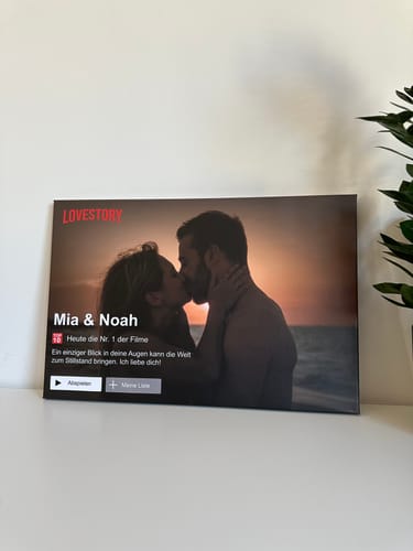 Customer photo review of Personalisierte Leinwand "Lovestory"