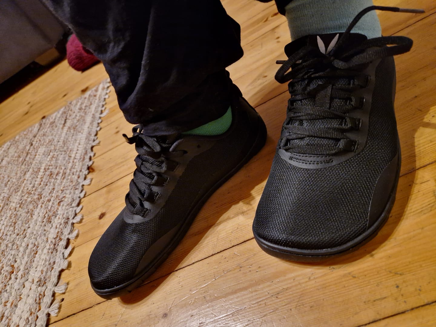 Customer photo review of Vaistoa Tahto -paljasjalkasalikengät