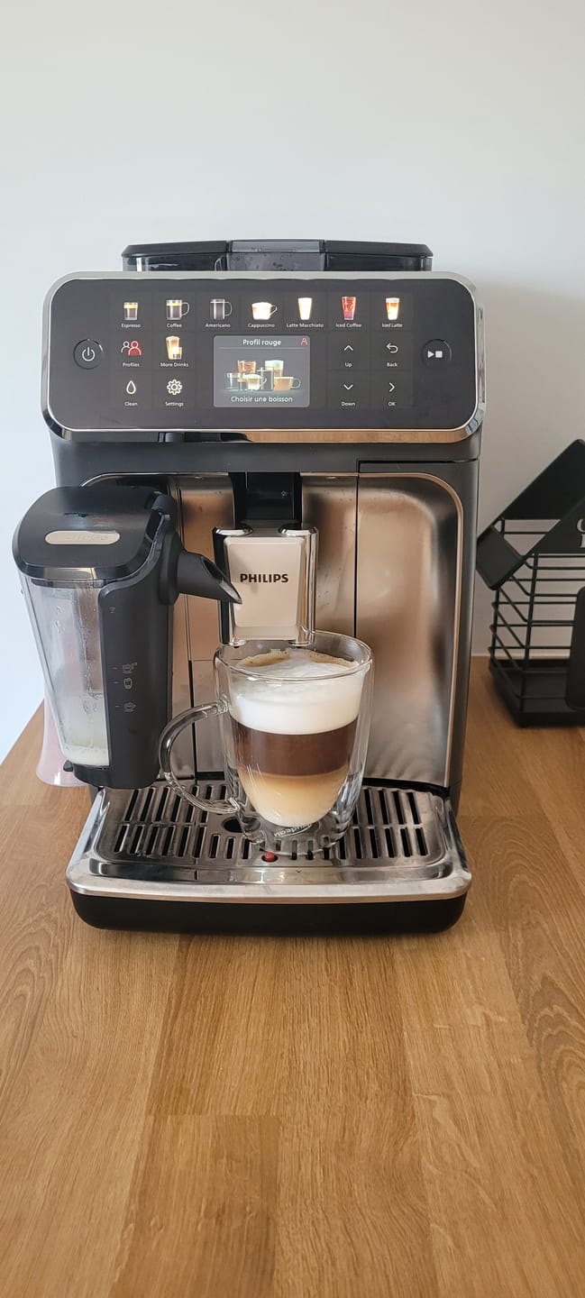Customer photo review of Philips - Series 5500 LatteGo EP5544/90