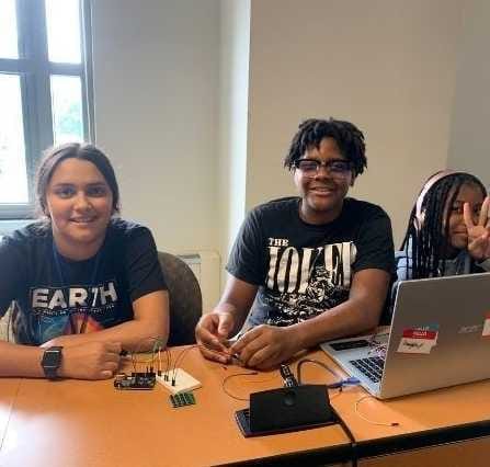 Customer photo review of 30 Days Lost in Space