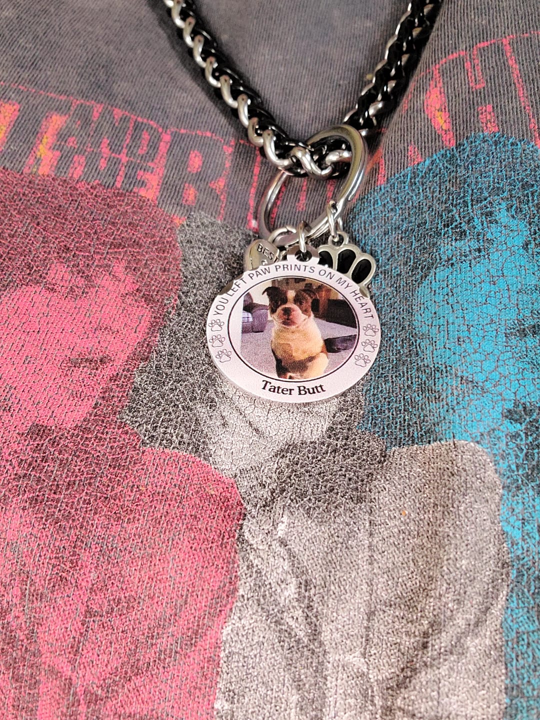 Customer photo review of Custom Personalized Photo Keychain Pet Charm Key Ornaments - Memorial Gift for Dog/Cat Lovers - You left paw prints on my heart