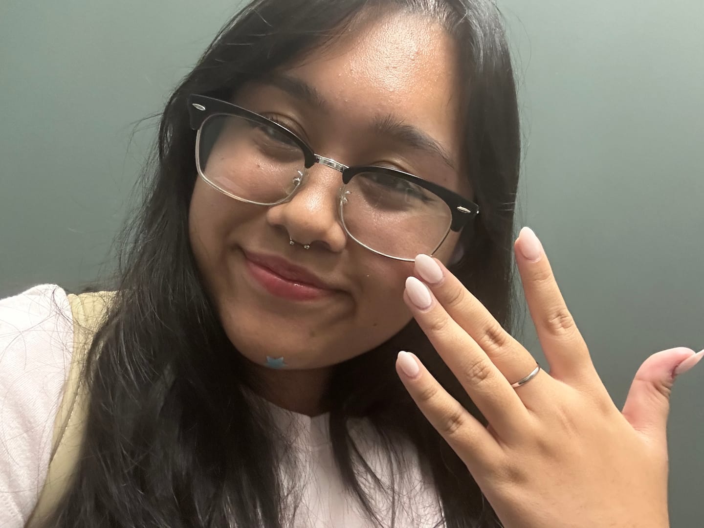 Customer photo review of Everyday Classic Thin Ring Band