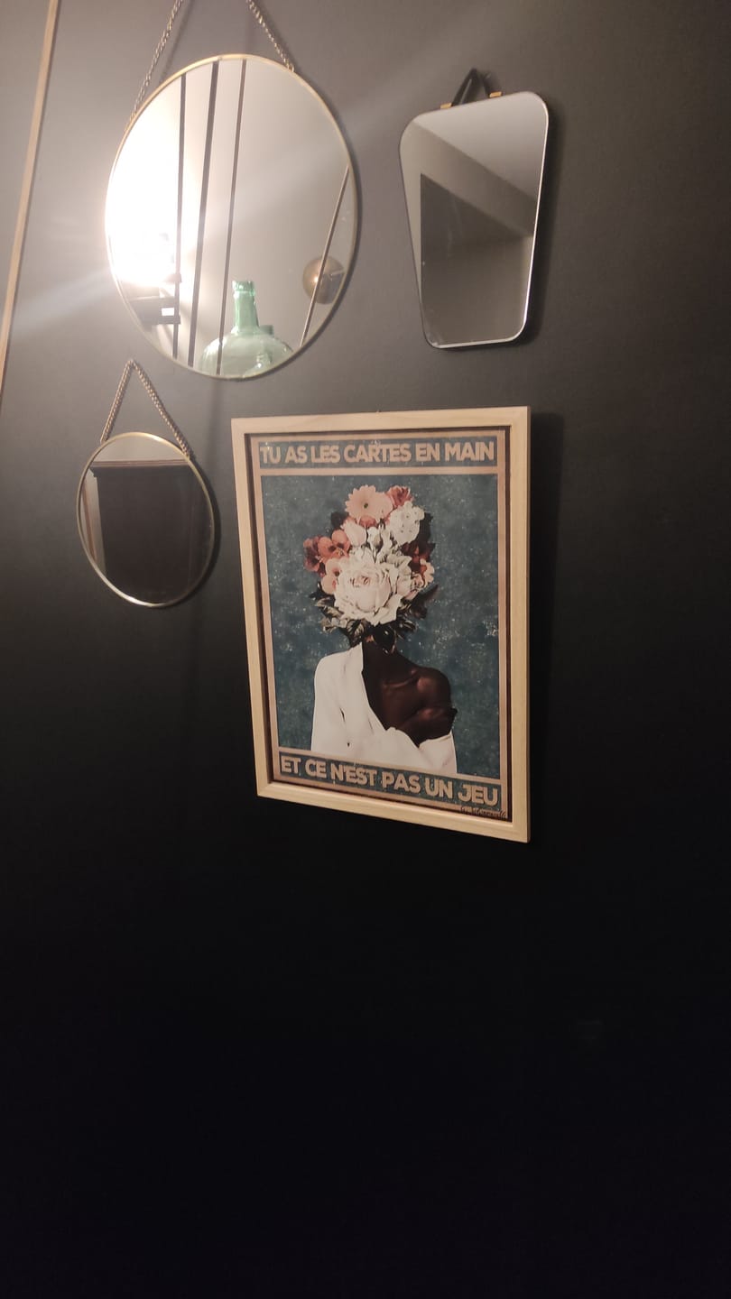 Customer photo review of Tu as les cartes en main et ce n'est pas un jeu