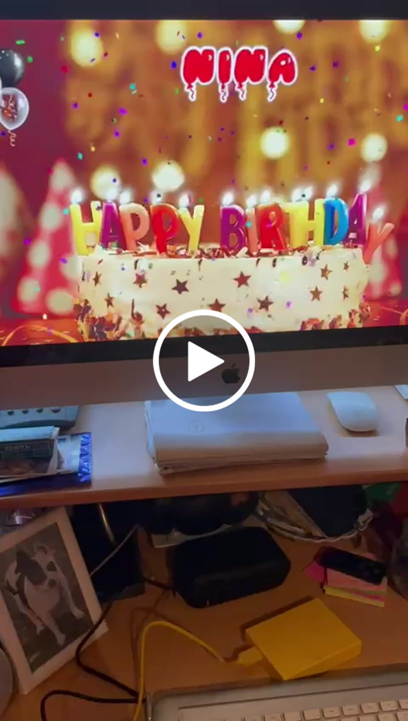 Customer video review of Incanto per Lei Personalizzabile CON FOTO, Torta Per Cani Superiore