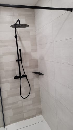 Customer photo review of Colonne de douche thermostatique noir mat