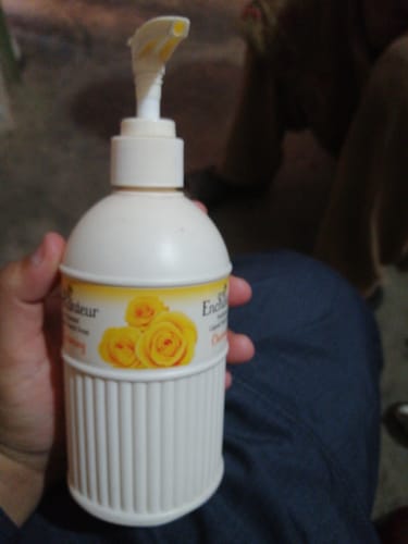 Customer photo review of Enchanteur Charming Hand Wash 300ml