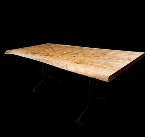 undefined review of 418 Curva 28" Dining Table Curved Legs image 1 out of 1