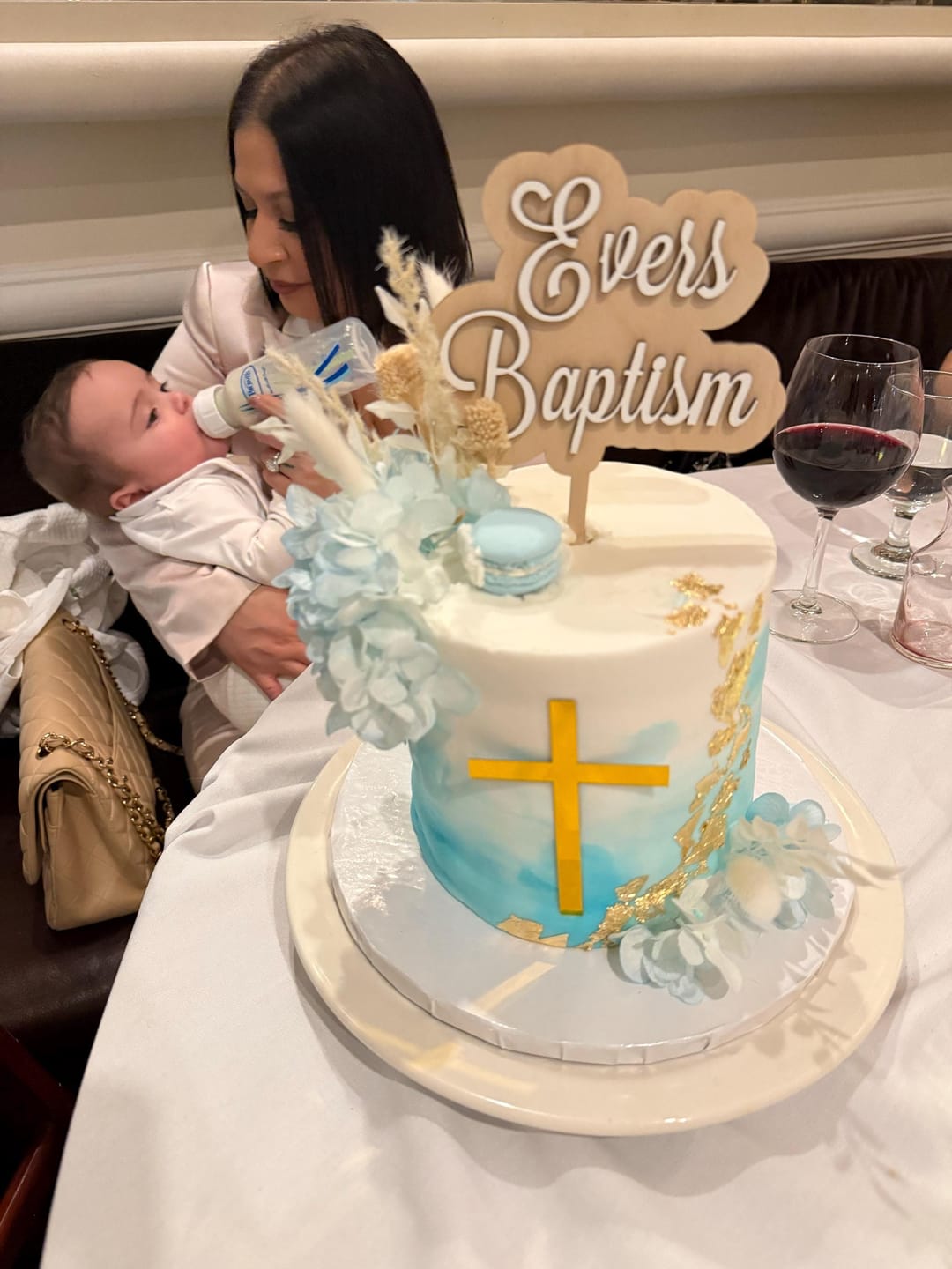 Customer photo review of Name Cake Topper