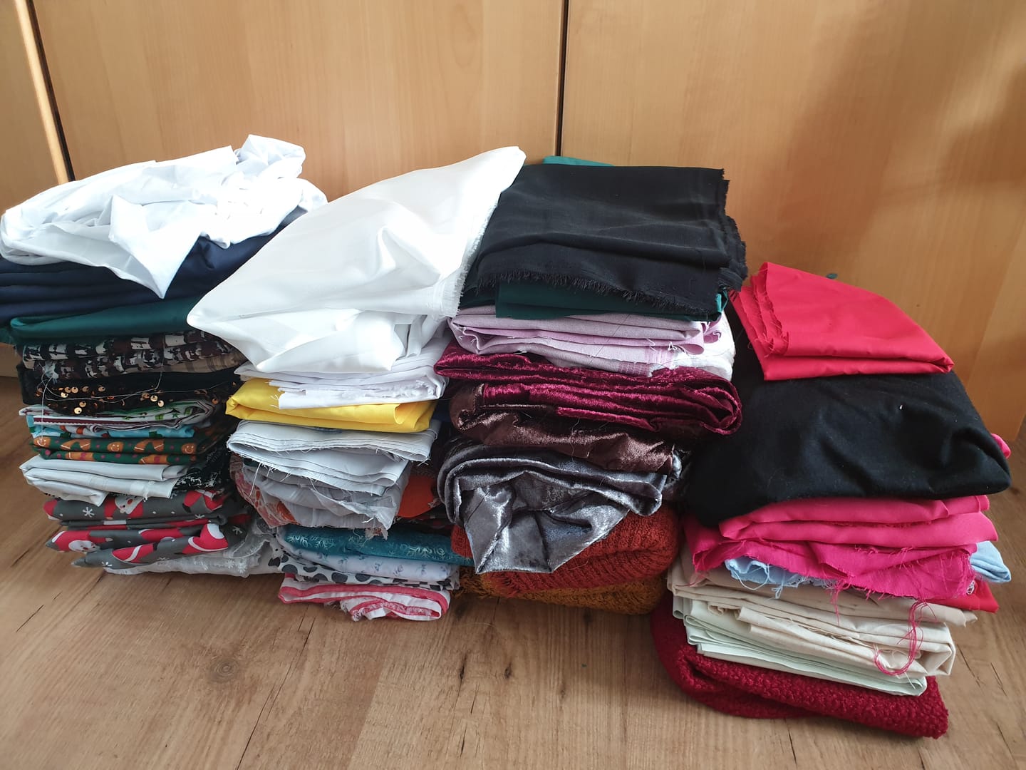 Customer photo review of Mystery Fabric Remnant Box