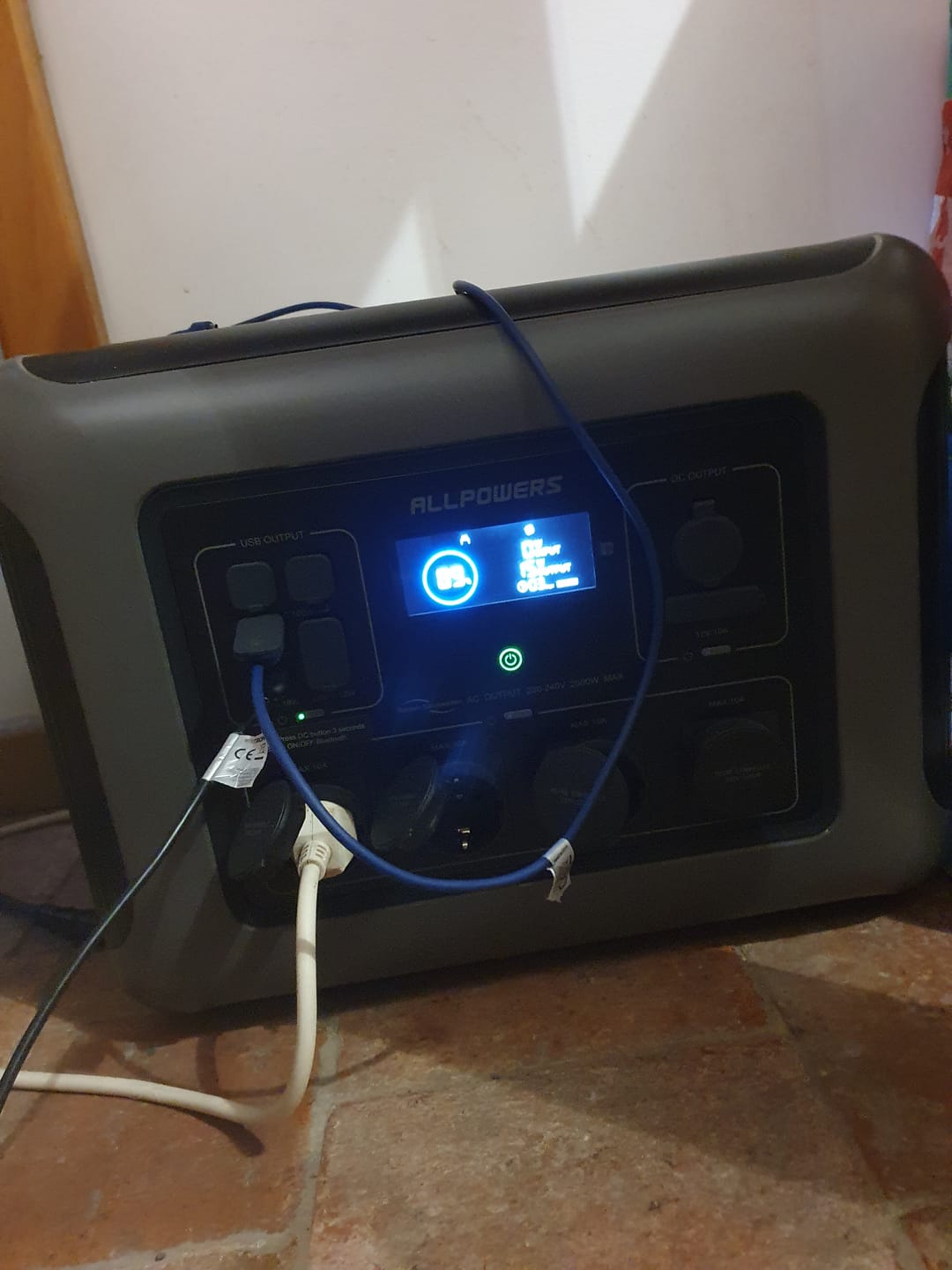 Customer photo review of ALLPOWERS R2500 Station électrique portable 2500W 2016Wh