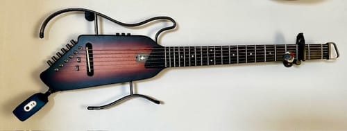 Customer photo review of Donner HUSH-I Gitarre