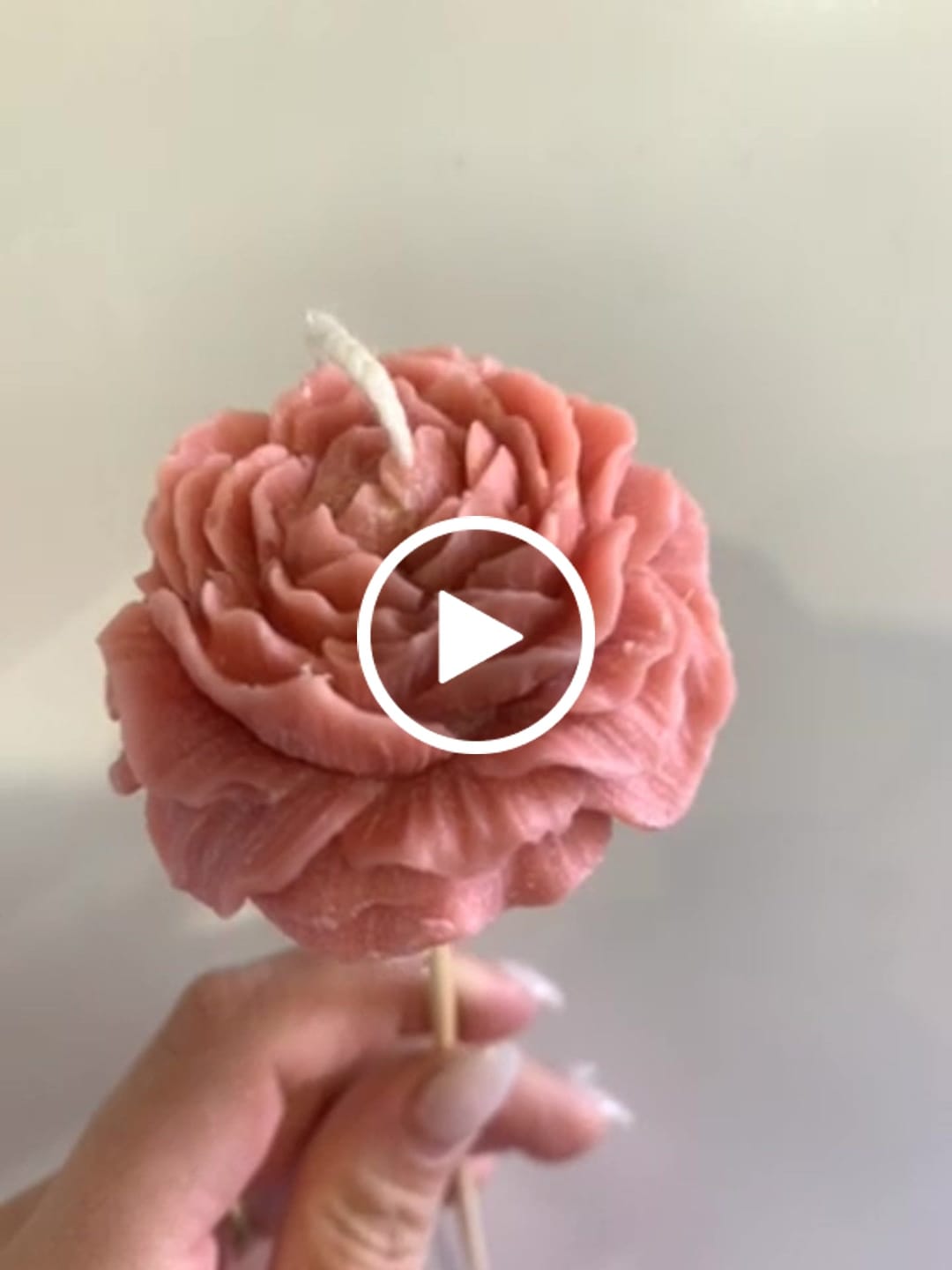 Customer video review of Colorante líquido para velas CORAL