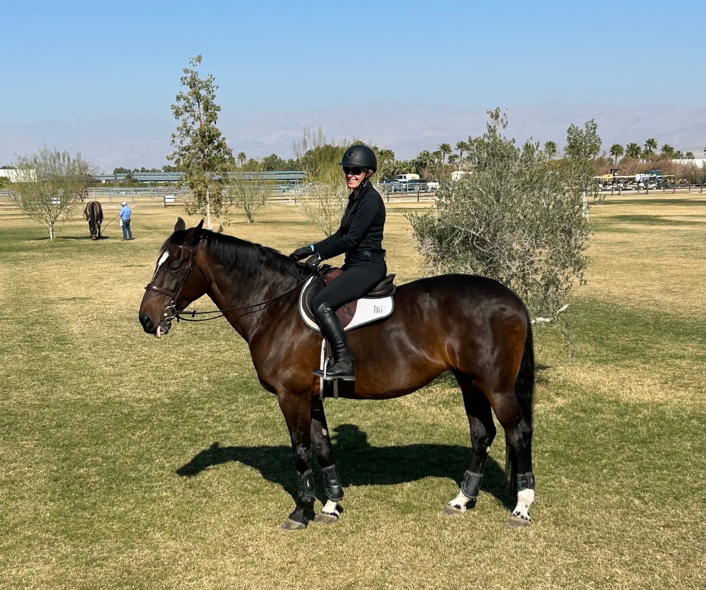 Customer photo review of Sculpt Zip Breech