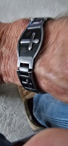 Customer photo review of 'For The Fallen' Arlington Magnetic Bracelet: Helps Pair Veterans With A Service Dog Or Shelter Dog