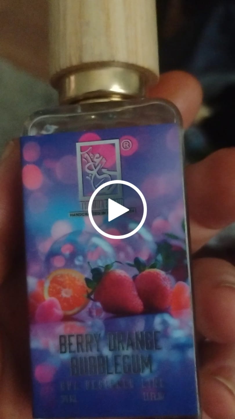 Customer video review of White Milk: Cotton Candy Edition