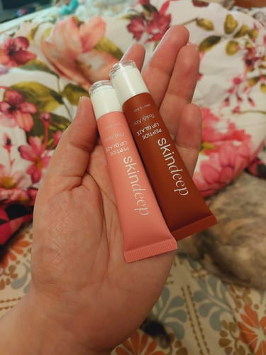 Customer photo review of Peptide Lip Glaze
