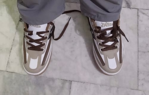 Customer photo review of CRUZ Earth Brown Men's casual sneaker