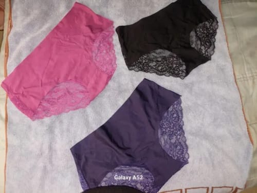Customer photo review of 3 Pack Exquisite Lace Underpants