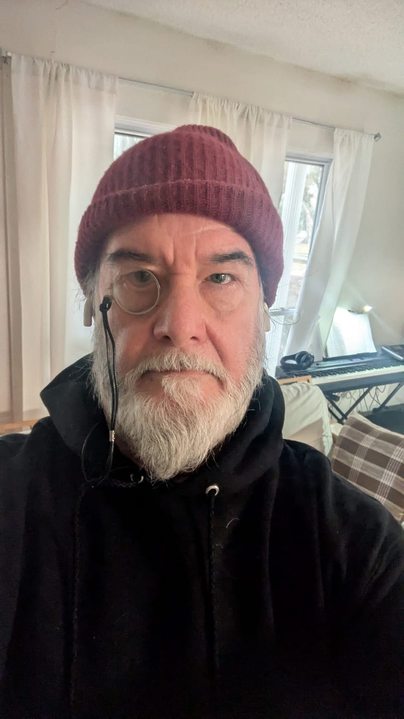 Customer photo review of Monocle - Silver (Dark Gun Metal)