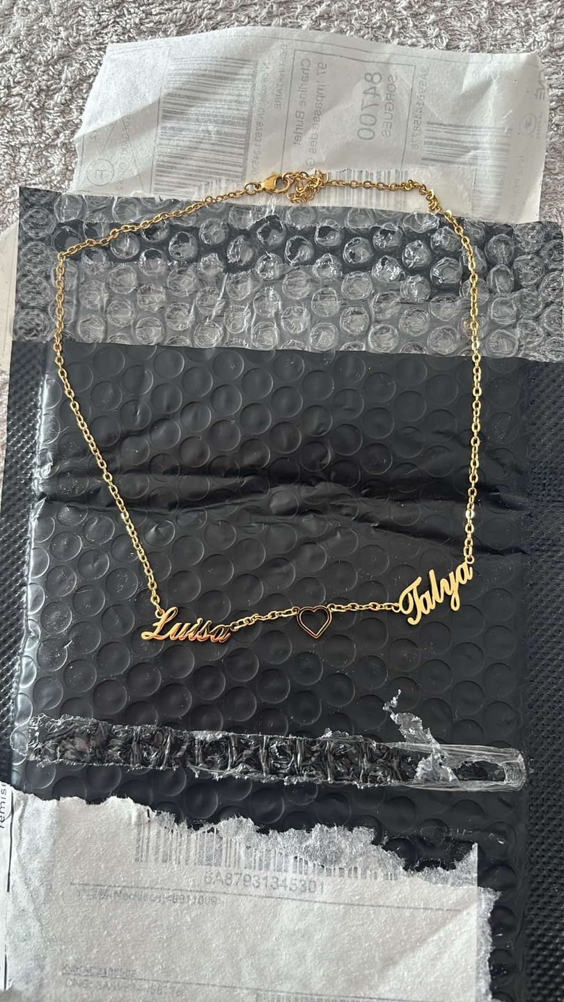 Customer photo review of Collier Coeur & Prénoms Sautoir Personnalisé