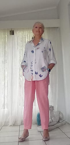 Customer photo review of Sarah Linen Pleat Hem Pant - Coral