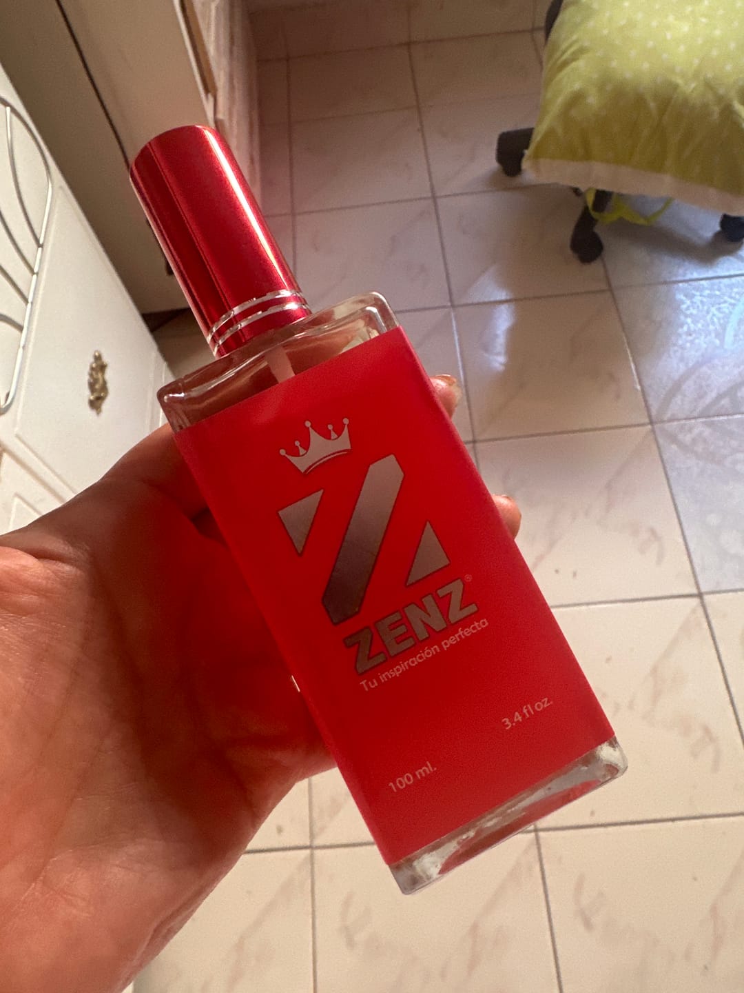 Customer photo review of Perfume Tendencia U ELECTRIC CHERRY NUEVO NOVIEMBRE 2023 zenz