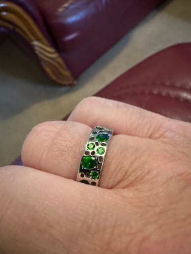 Customer photo review of Diopside Lattice Band Ring