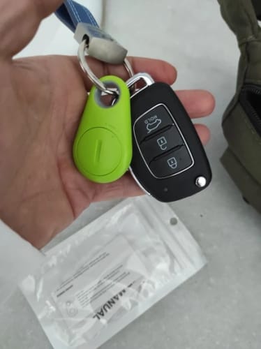 Customer photo review of PawGuard Bluetooth Pet Tracker – Houd Altijd een Oogje op Je Huisdier