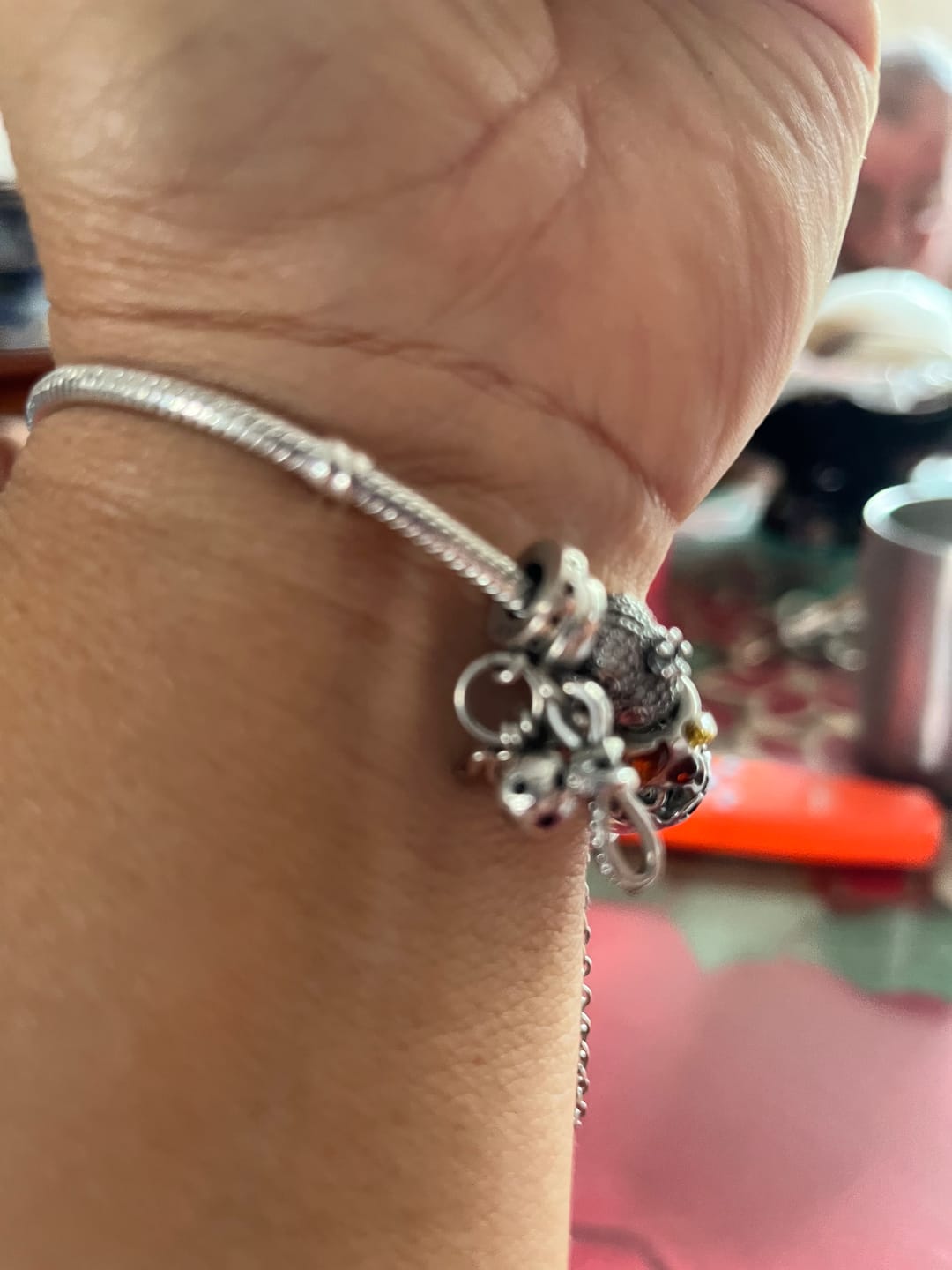 Customer photo review of Pulsera Cola de Raton