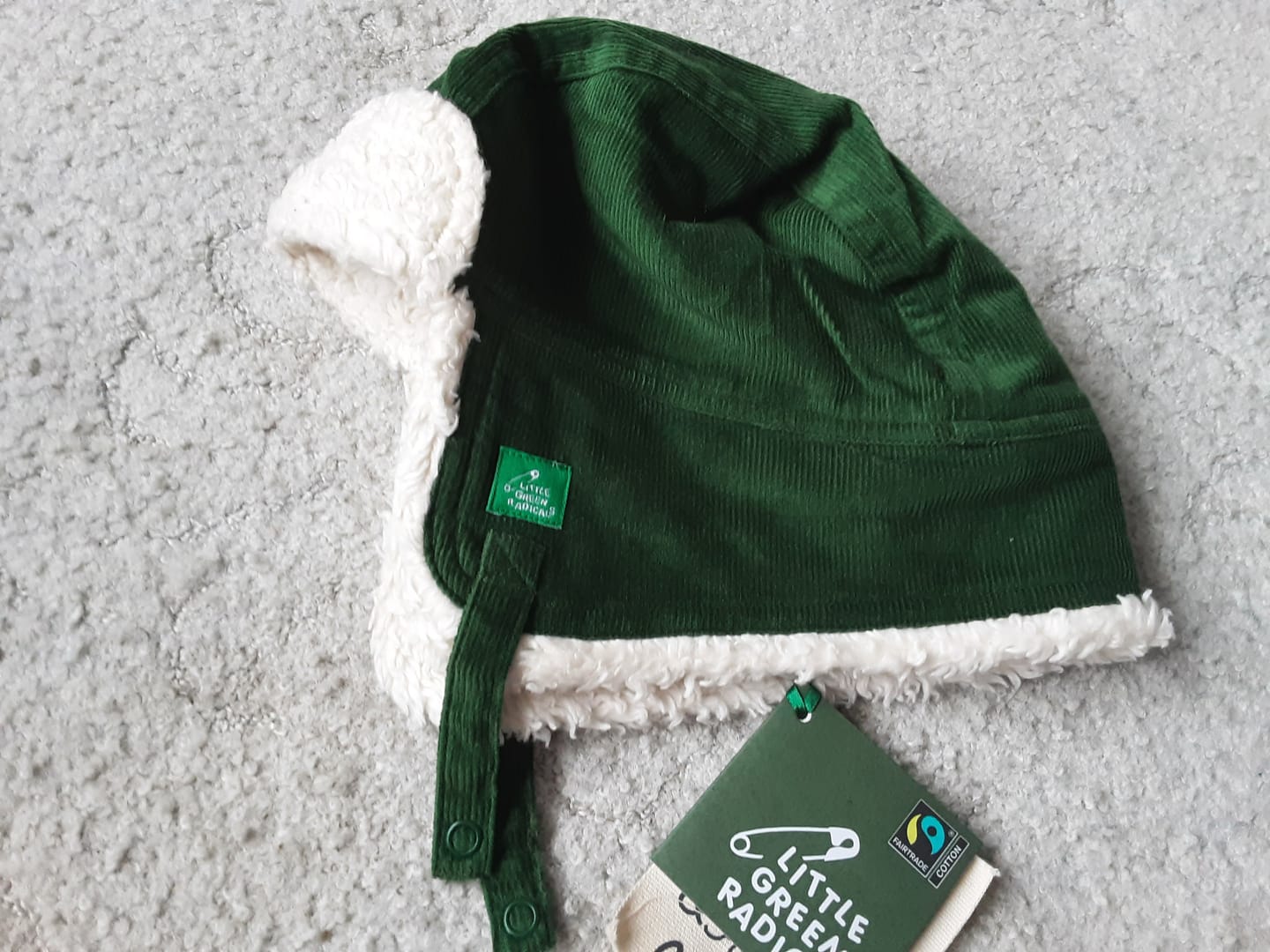 Customer photo review of Vintage Green Sherpa Fleece Cosy Hat